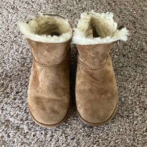 Girls shearling lines boots